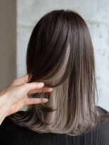 アースモード 亀戸店(EARTH Mode) 20代30代◎冬の透明感インナーカラーセミロング×グレージュ