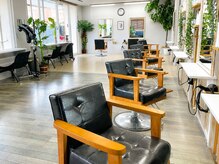 ブルーオーシャン 大牟田店(BlueOcean)の雰囲気（明るく開放的で、顧客満足度No.1の美容室の内観◎）