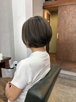 ヘアメイク デザート(HAIR MAKE DESART)&nbsp;木村法子【ショートボブ×白髪ぼかしハイライト】
