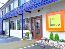 ヘアーサロン フェニーチェ(hair salon fenice)の雰囲気（目に飛び込んでくる黄色いカワイイ看板が目印♪）