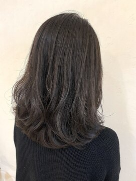 イソラヘアアトリエ(Isola hair atelier) 【Isola】大人ナチュラル×セミディ