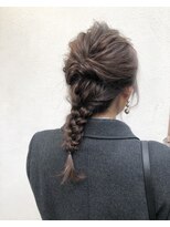 モルニ(MORNI)&nbsp;アレンジ_マロンベージュ Aラインボブ かきあげ