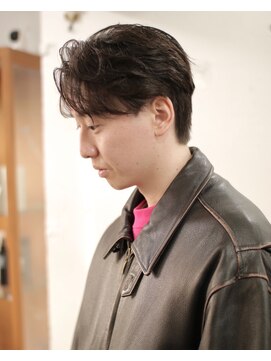 リッカ(RICCA) フェザーショート　ニュアンスパーマ　韓国ヘア　七三分けヘア