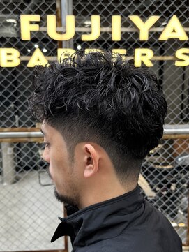 フジヤマ バーバー ショップ(FUJIYAMA BARBER SHOP) ピンパーマ／メンズショート