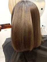 ハイライトやブリーチで弱った髪には髪質改善カラートリートメントでもダメージが気になる方はこちら