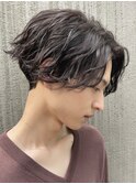 ツイストスパイラルパーマセンターパートツーブロック刈り上げ