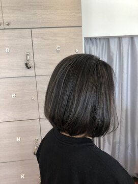 ルシア(LUCIA) ハイライトカラー/ブリーチカラー