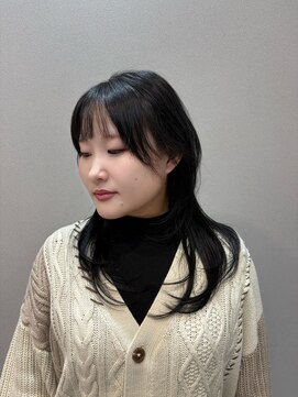 リヴナ(Livna) セミロングバタフライレイヤーカット◎