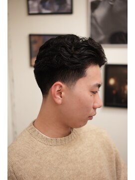 ザチョップショップ キチジョウジ(THE CHOP SHOP KICHIJOJI) テーパーフェード　メンズパーマ