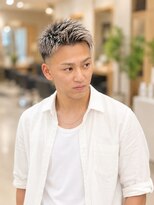 ブリリアント ヘアー ダイヤ(Brilliant Hair Dia)&nbsp;ハイトーンが映えるフェードショート