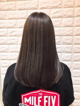 ヘアーリゾート ラウレア(Hair Resort LAULEA) グレーカラー