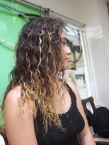 アシッドハウス(ACID HOUSE)&nbsp;スパイラルパーマ