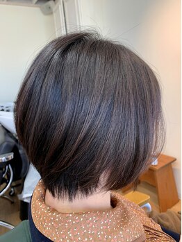 サンビスヘアーデザイン(3bis hair design)の写真/話題の髪質改善トリートメント<グローバルミルボン>取扱い♪思わず触れたくなる手触りに…