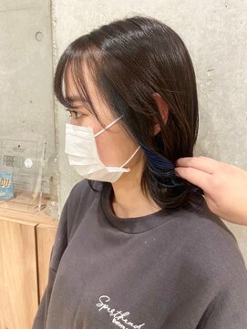 アースエレガンス 田町店(EARTH Elegance) ブルーのナチュラルイヤリングカラー