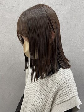 リュンヌ(Lune) ダークミルクティーベージュ×切りっぱなしロブ