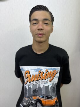 バーバー ナカジマ フェード風サイドパート