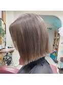 大人可愛い 20代30代40代 ラベンダー 切りっぱなしボブ