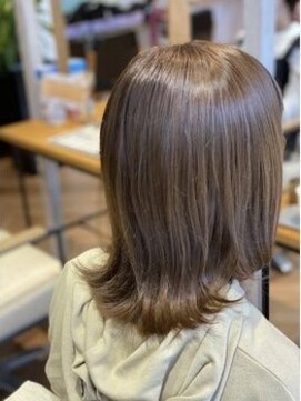 ヘアーショップ エヌアンドエー 越谷店(hair shop N&A) くびれ外ハネ×ベージュ