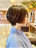 丸みが可愛い大人ショートボブ
