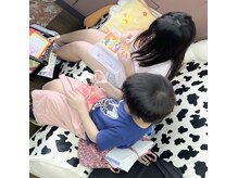 ラクーン バイ 朝日理容室(RacCoON by 朝日理容室)の雰囲気（お子様と一緒に過ごせます ^ ^)落ち着いた雰囲気のお店です。）