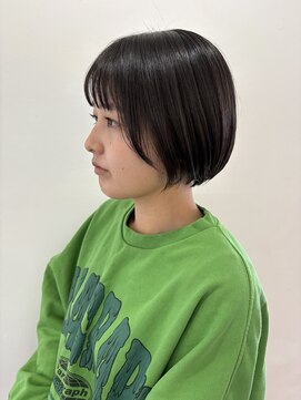 ヘアーアンドメイクアップモパ ショートボブ