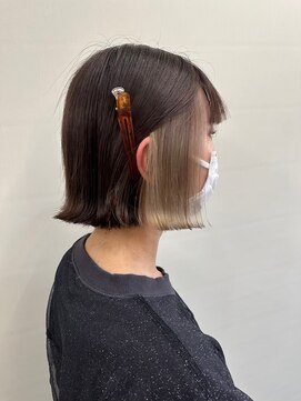 セブンルックスクレオ(7LOOKS creo) イヤリングカラー × ボブ