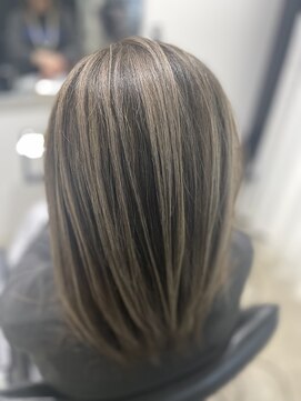 ディセンシー(Dicency) ハイライト白髪ぼかし