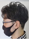 パーマ アップバング ツーブロック 刈り上げ メンズカット