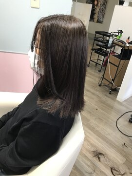 ビートリップ ヘアードレッシング(B trip hair dressing) ナチュラルセミロング