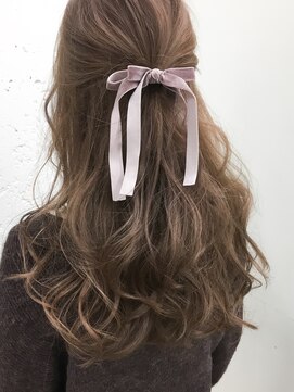 ブルーフェーセス 表参道(blue faces) 『bluefaces』ミルキーベージュ