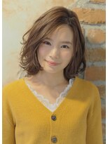 イロ(Ilo)&nbsp;伸ばしかけボブ  ウェーブパーマ