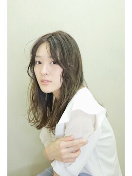 アグランテトラ 野田阪神店(a Gland tetra) センターパート×リラクシーウェーブ 大人可愛い無造作ウェーブ