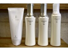 『髪って日常生活しているだけでダメージしているのはご存知ですか？そこでオススメはトリートメント！』