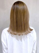 アイティー バイ アルバム 中野店(IT by ALBUM)&nbsp;ベージュミディ_ホワイトアッシュショートパーマ_ba312331