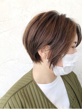 ダブル(W) 似合わせ丸みショートボブ