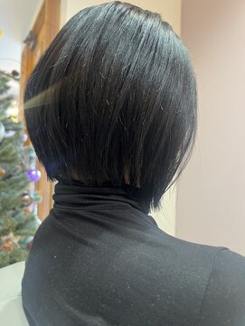 ハグエヴェック(HUG AVEC) イメチェンショート