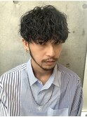 ツイスト波巻きスパイラルパーマツーブロックメンズマッシュ