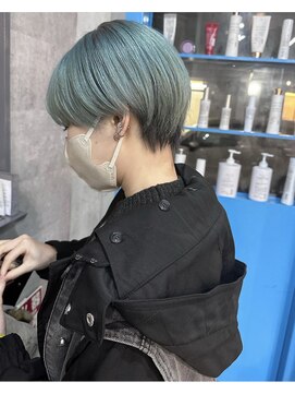 ガーデンヨコハマ(GARDEN YOKOHAMA) デザインカラー ショート ルーツカラー レイヤーカット ブリーチ