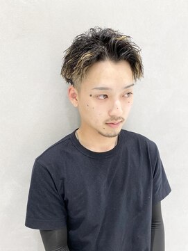 ウシワカマルエムティードット 富士宮店(USHIWAKAMARU MT.) メンズツイストハイライト