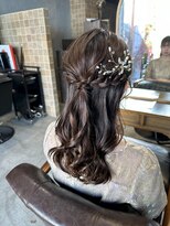 レヴィ 神楽坂(Levi)&nbsp;結婚式お呼ばれヘアー　ハーフアップスタイル