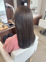 アチーブ ヘア デザイン(achieve hair design)&nbsp;透明感グレージュ赤み消しカラーナチュラルストレートロングヘア