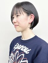 モリオ(morio)&nbsp;=耳かけショートボブ前下がりショートボブ丸みショート30代40代