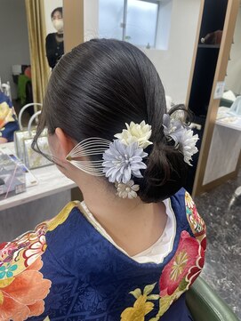 ランタナ(Lantana) 着物ヘアセット【キレイめシニヨン】