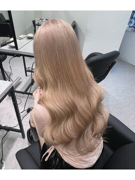 ペレ 栄店(PELE) イメチェン/ホワイトブロンド/外ハネボブ/美髪/栄