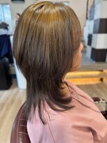 ビーズ ノイ(BEE´Z ＮＥＵ)&nbsp;レイヤーウルフカット9.27フェイスフレーミング