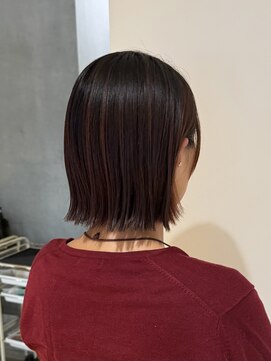 ゼル 大和八木(ZELE) 切りっぱなしボブ