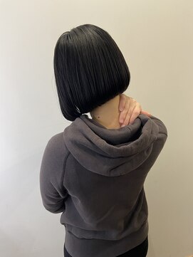 オラ ボーテ(Aura Beaute) 黒髪ボブ