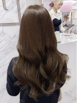 ジュイル シブヤ(JEWIL SHIBUYA) 【JEWIL渋谷ひなの担当】オリーブブラウン