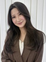 アトロ(Atoro)&nbsp;大人っぽスタイル！くびれレイヤーカット