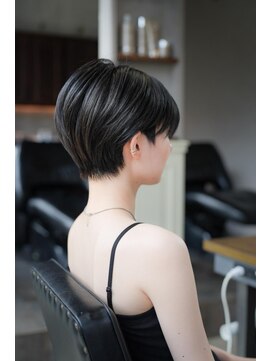 ザシー チェルシー 橋本(The C CHELSEA) 襟足タイトなハンサムショート/TheC CHELSEA
